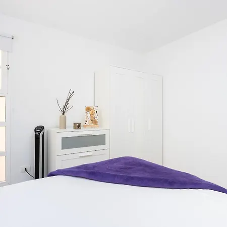 Tenohomes Elegant Hideaway In Nature 洛斯瑟罗斯